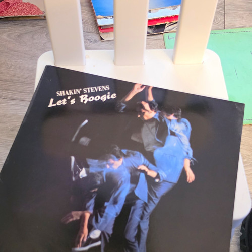 Shakin stevens let - stevens, let's