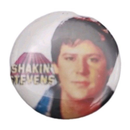 Shakin stevens pin badge - stevens,